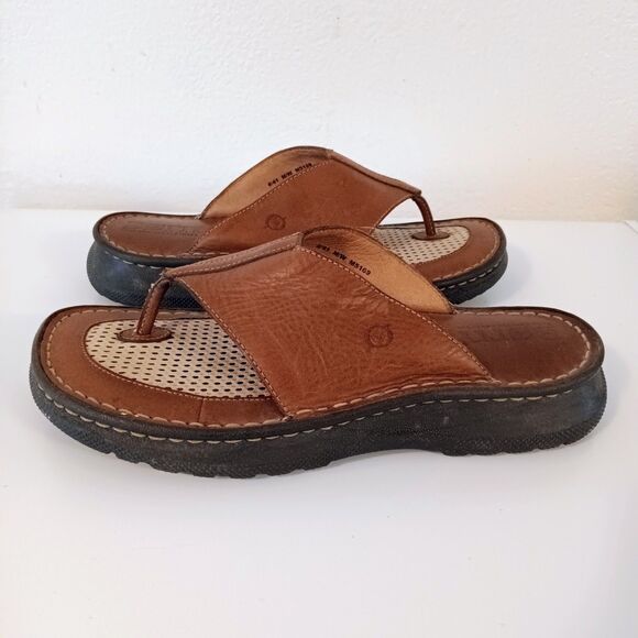 Vintage Born Leather Thong Sandal-Size 8-Handcrafted-Cushion Insole-Brown main image 4